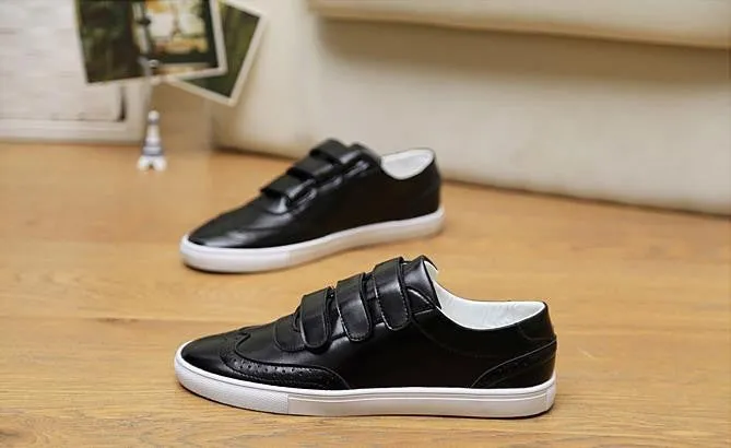 Men's Casual Comfortable Solid Color PU Leather Sneakers