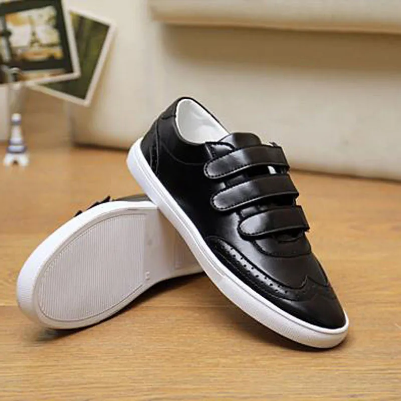 Men's Casual Comfortable Solid Color PU Leather Sneakers